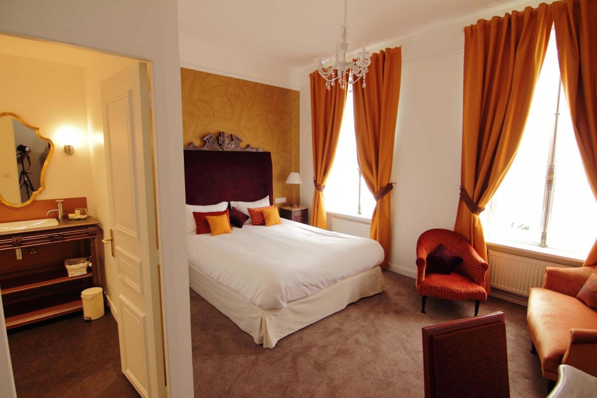 Logis Hotel Les Fuchsias Saint-Vaast-la-Hougue Luaran gambar