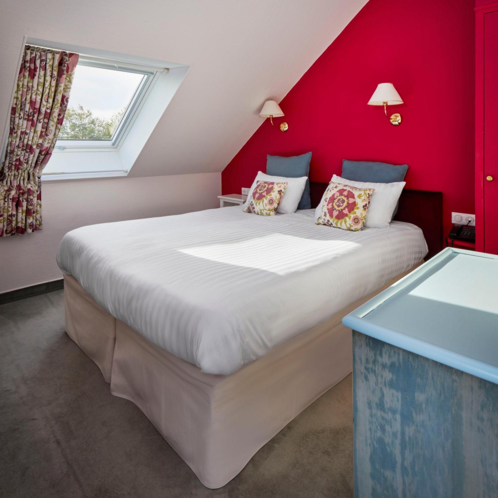 Logis Hotel Les Fuchsias Saint-Vaast-la-Hougue Luaran gambar